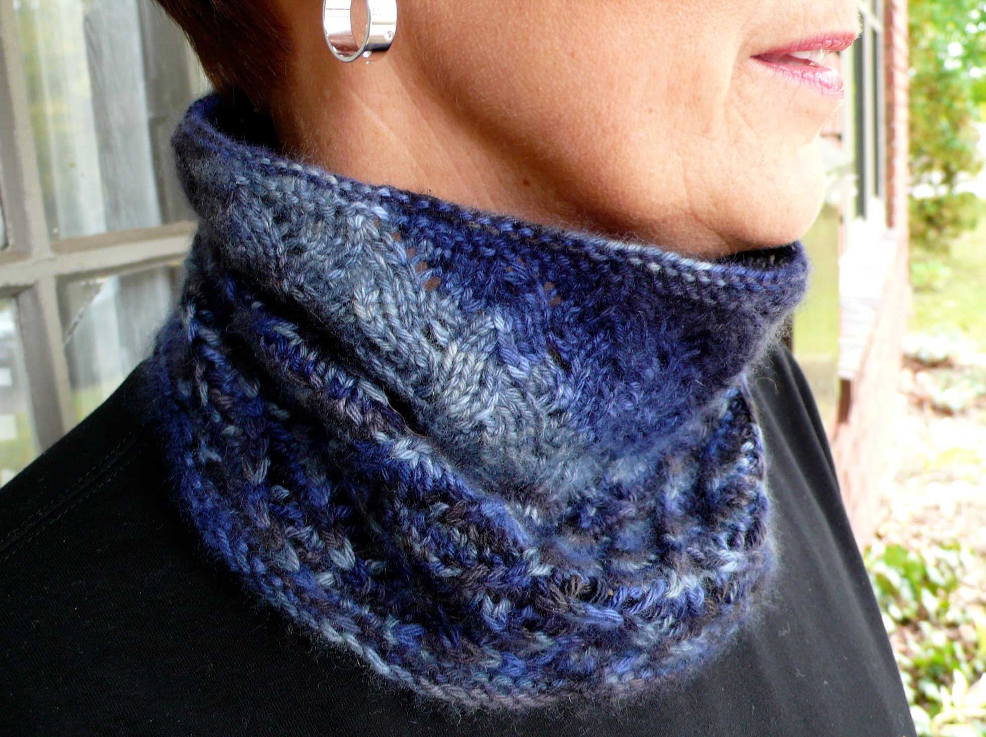 Ivy Vines Neckwarmer