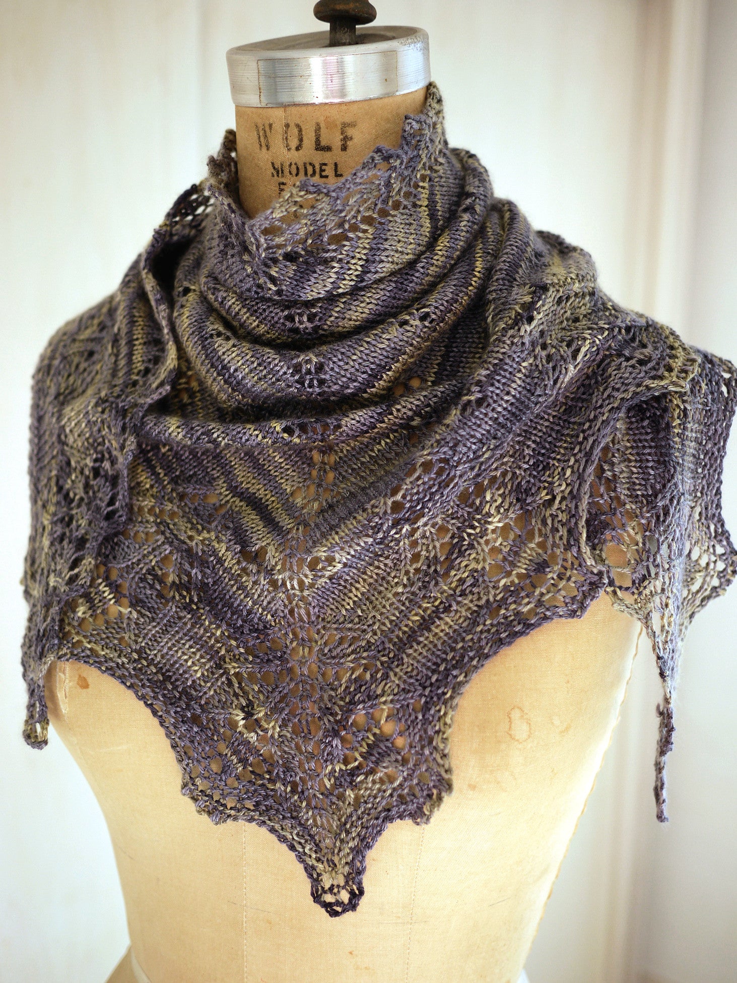 Luciole Triangle Shawl