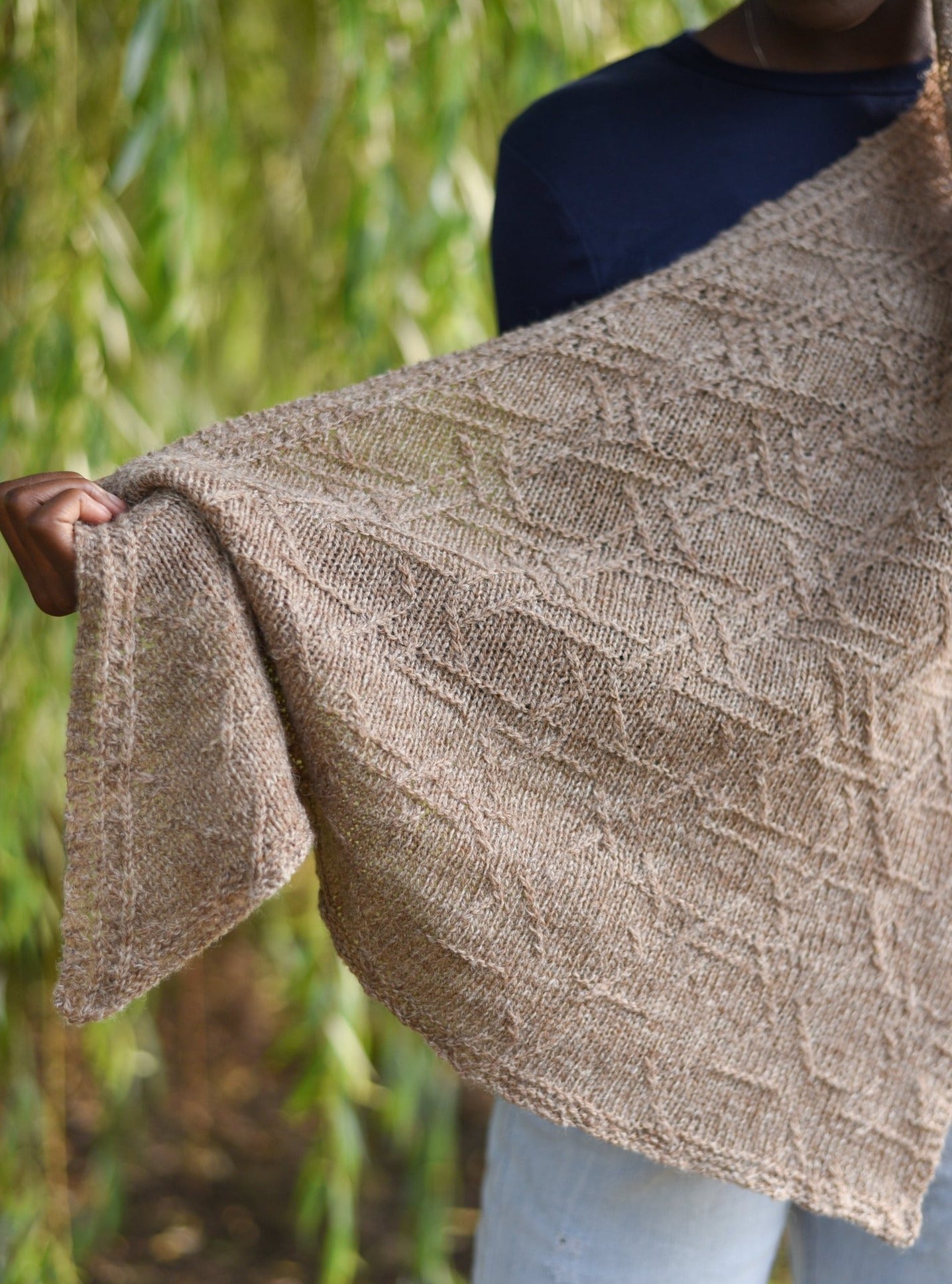 Waggle Dance Shawl